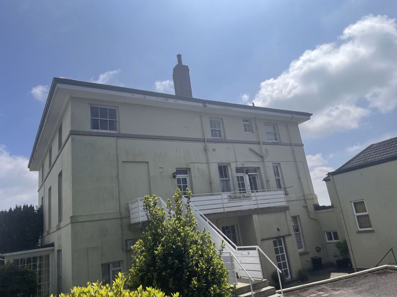 Wadham Close